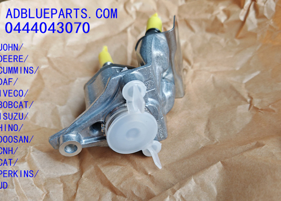 0444043070 Unité de dosage défectueuse OEM BOSCH / BUSILLE D'UREA / MODULE DE Dosage 0444043070 Adblue Injecteur Buseuseuse de dosage pour JOHN DEERE CUMMINS DAF IVECO BOBCAT ISUZU HINO DOOSAN CNH par chat UD