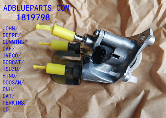 1819798 OEM BOSCH DEF DOSING UNIT / UREA NOZZLE / DOSING MODULE 1819798 Injecteur Adblue Buse de dosage pour John Deere Cummins DAF IVECO BOBCAT ISUZU HINO DOOSAN CNH CAT PERKINS UD