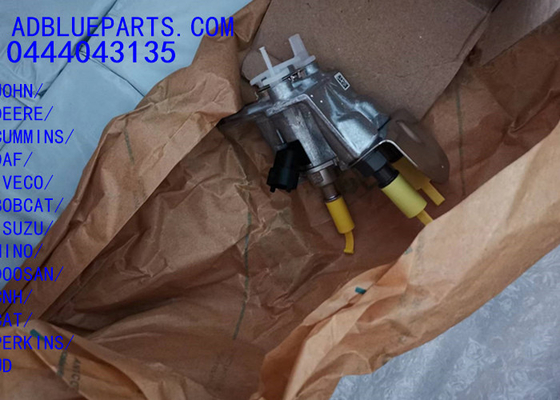 0444043135 Unité de dosage défectueuse OEM BOSCH / BUSILLE D'UREA / MODULE DE DOSAGE 0444043135 Adblue Injecteur Buseuse de dosage pour JOHN DEERE CUMMINS DAF IVECO BOBCAT ISUZU HINO DOOSAN CNH PER CATKINS UD