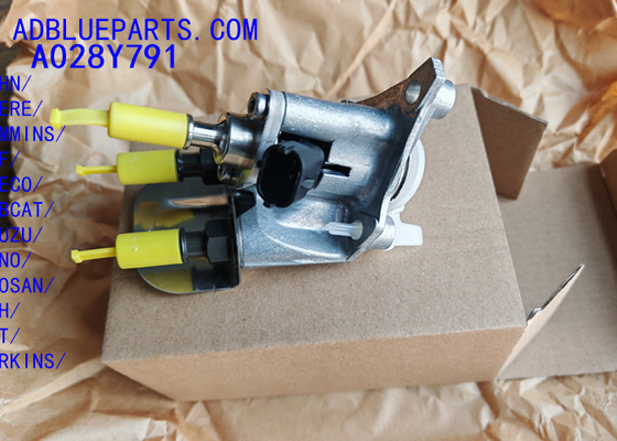 A028Y791 Unité de dosage défectueuse OEM BOSCH / buse d'urée / module de dosage A028Y791 Injecteur Adblue Buse de dosage pour JOHN DEERE CUMMINS DAF IVECO BOBCAT ISUZU HINO DOOSAN CNH PER CATKINS UD