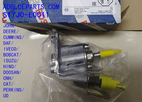 S17J0-E0011 OEM BOSCH DEF Unité de dosage / buse d'urée / module de dosage S17J0E0011 Injecteur Adblue Buse de dosage pour JOHN DEERE CUMMINS DAF IVECO BOBCAT ISUZU HINO DOOSAN CNH CAT PERKINS UD